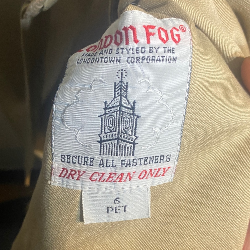 London Fog Classic Tan Trench Coat - Picture 7 of 7